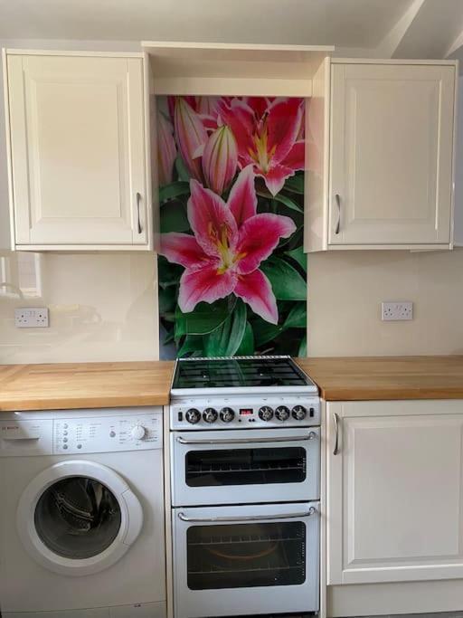 Custard Creams Cottage Knaresborough Bagian luar foto